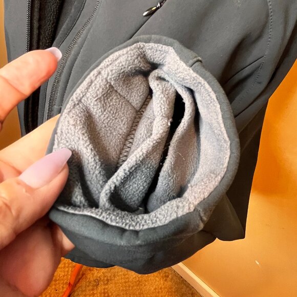 L.L.Bean Women's Black Fleece Lined Full Zip Jacket Bkack Size XL Windproof Coat - Picture 6 of 12